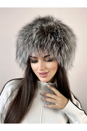 Меховая шапка женская из лисы