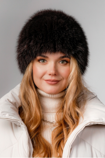 Меховая шапка женская из песца