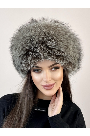 Меховая шапка женская из блюфроста