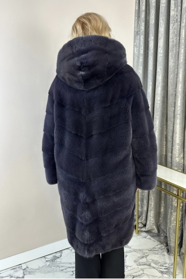 Шуба из норки с капюшоном